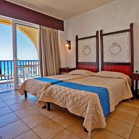 Ξενοδοχείο με διαμερίσματα Lefkoniko Complex-beach And Bay